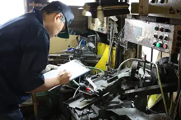 自動車部品製造業
